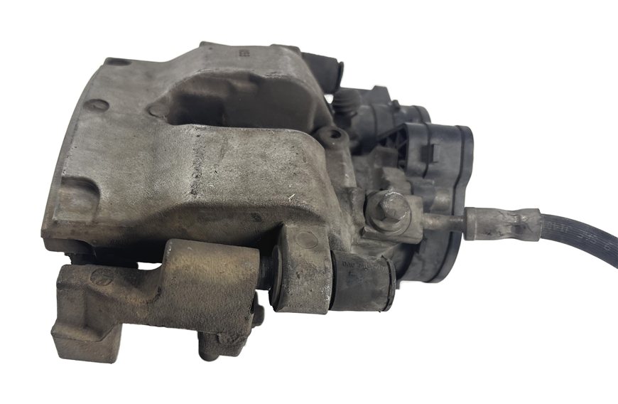 Thumbnail 6: 15-21 MERCEDES C-CLASS (W205) REAR LEFT BRAKE CALIPER w/ PARKING BRAKE ACTUATOR