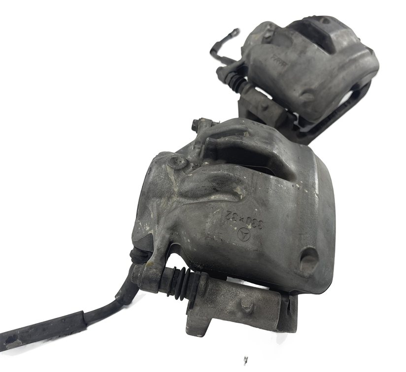 Thumbnail 3: 2015-2021 MERCEDES C300 E300 (W205 W213) FRONT LEFT & RIGHT BRAKE CALIPER SET