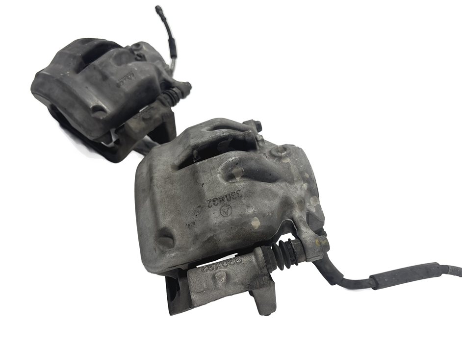 Thumbnail 4: 2015-2021 MERCEDES C300 E300 (W205 W213) FRONT LEFT & RIGHT BRAKE CALIPER SET