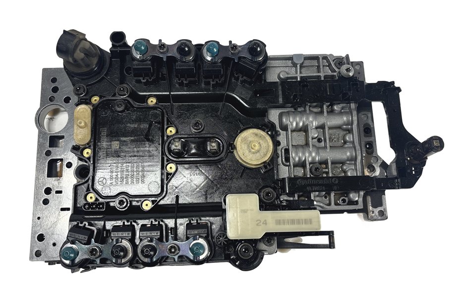 Thumbnail 2: 15-20 MERCEDES (W205 W212 W166 W222 X166) TRANSMISSION VALVE BODY w/CONDUCTOR