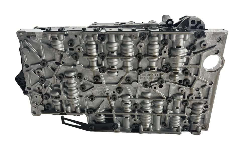 Thumbnail 7: 15-20 MERCEDES (W205 W212 W166 W222 X166) TRANSMISSION VALVE BODY w/CONDUCTOR