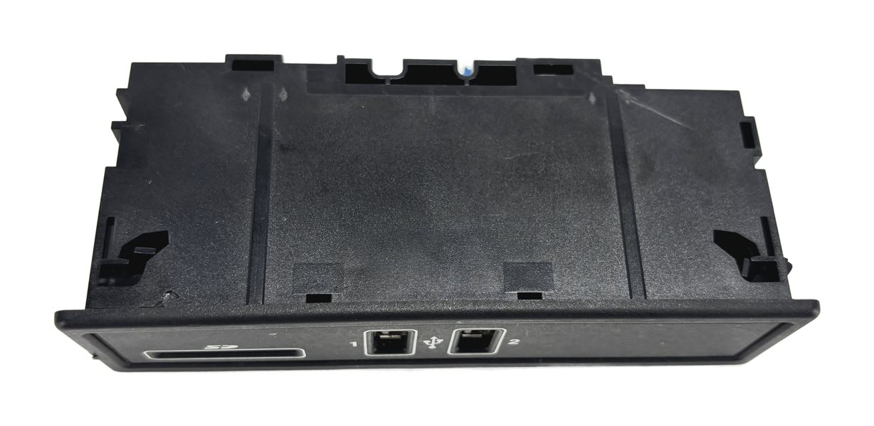 Thumbnail 3: 2016 MERCEDES C300 (W205) DUAL USB SD CARD MEDIA INTERFACE HUB PORT