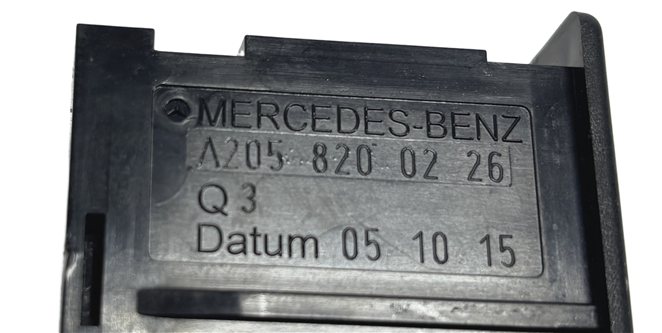 Thumbnail 8: 2016 MERCEDES C300 (W205) DUAL USB SD CARD MEDIA INTERFACE HUB PORT