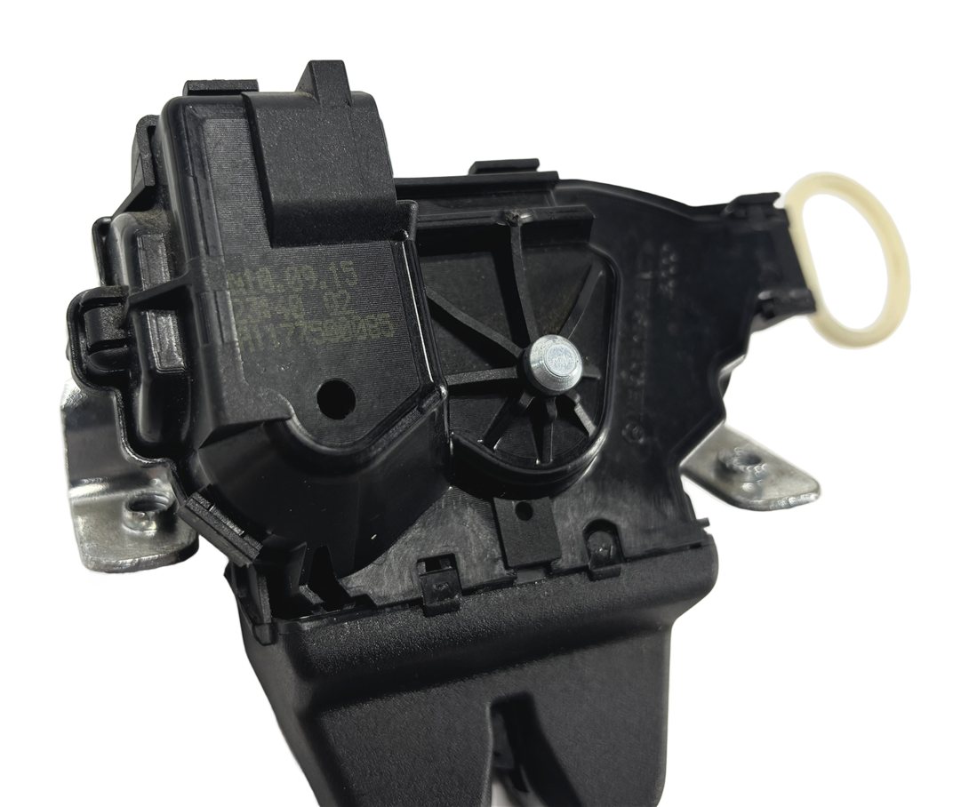 Thumbnail 8: 2016 MERCEDES C300 (W205) TRUNK LID DECK LOCK LATCH ACTUATOR