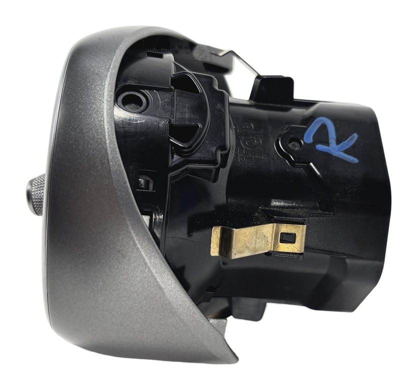 Thumbnail 4: 2016 MERCEDES C300 (W205) FRONT RIGHT OUTER DASH HEAT AIR AC VENT (Gray)