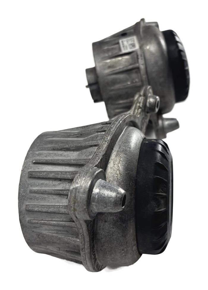 Thumbnail 4: 2016 MERCEDES C300 (W205) 2.0L (M274) ENGINE MOTOR MOUNT LEFT/RIGHT SET/2