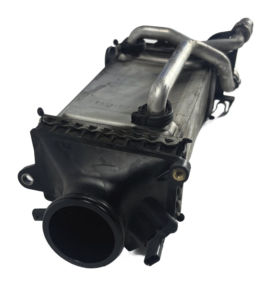 Thumbnail 5: 2016-2018 MERCEDES C300 E300 GLC300 2.0L TURBO (M274) ENGINE INTERCOOLER