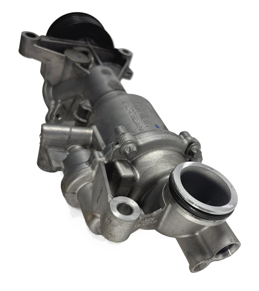 Thumbnail 5: 2016 MERCEDES C300 SLK300 2.0L (M274) ENGINE WATER COOLANT PUMP