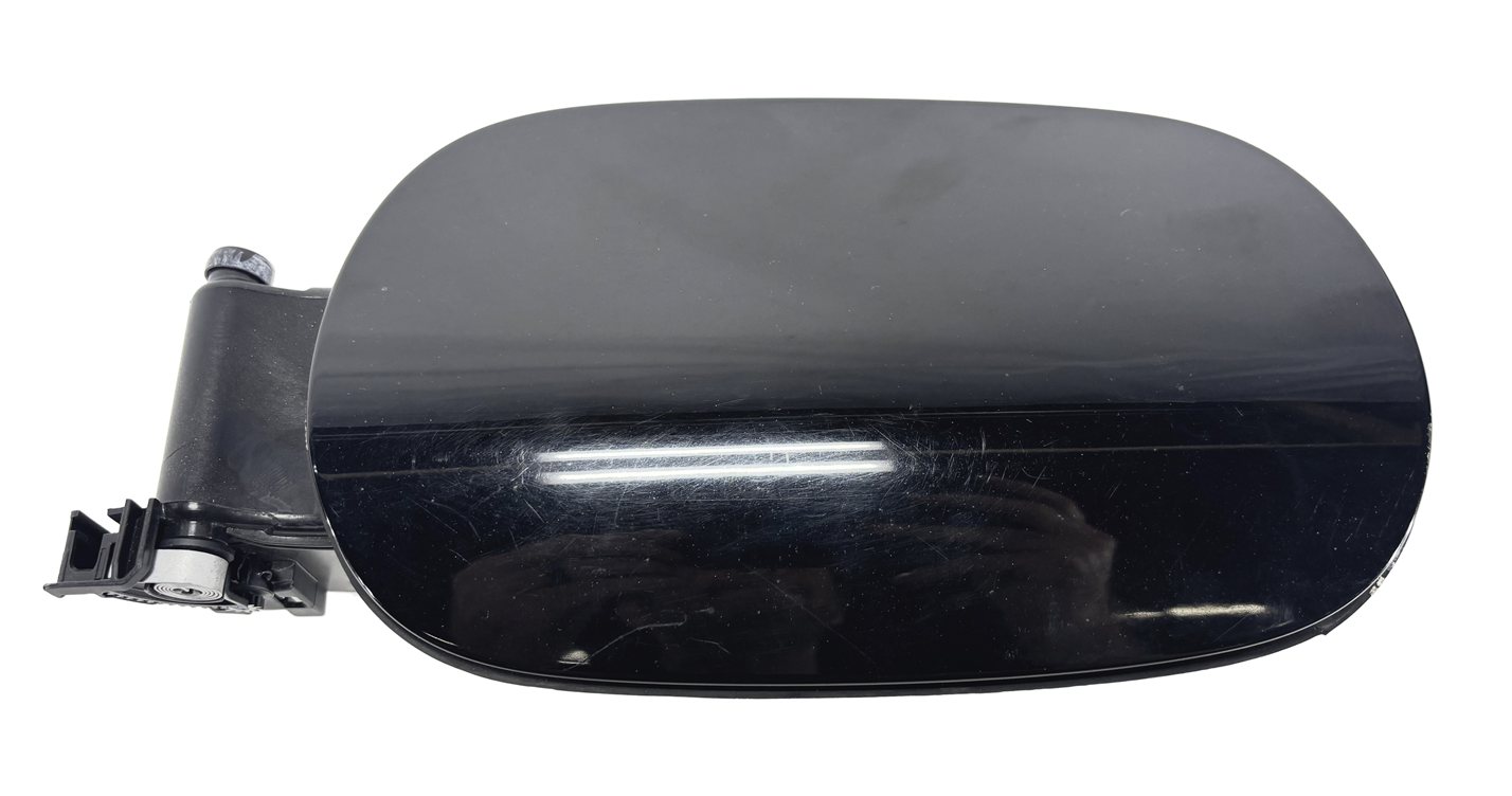 Thumbnail 2: 2015-2021 MERCEDES C-CLASS (W205) FUEL TANK DOOR LID COVER TRIM (Black)