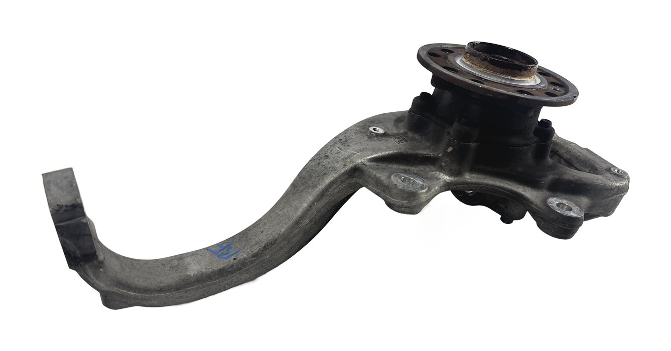 15-21 MERCEDES C300 C350e (W205) RWD RIGHT FRONT PASSENGER SPINDLE KNUCKLE HUB