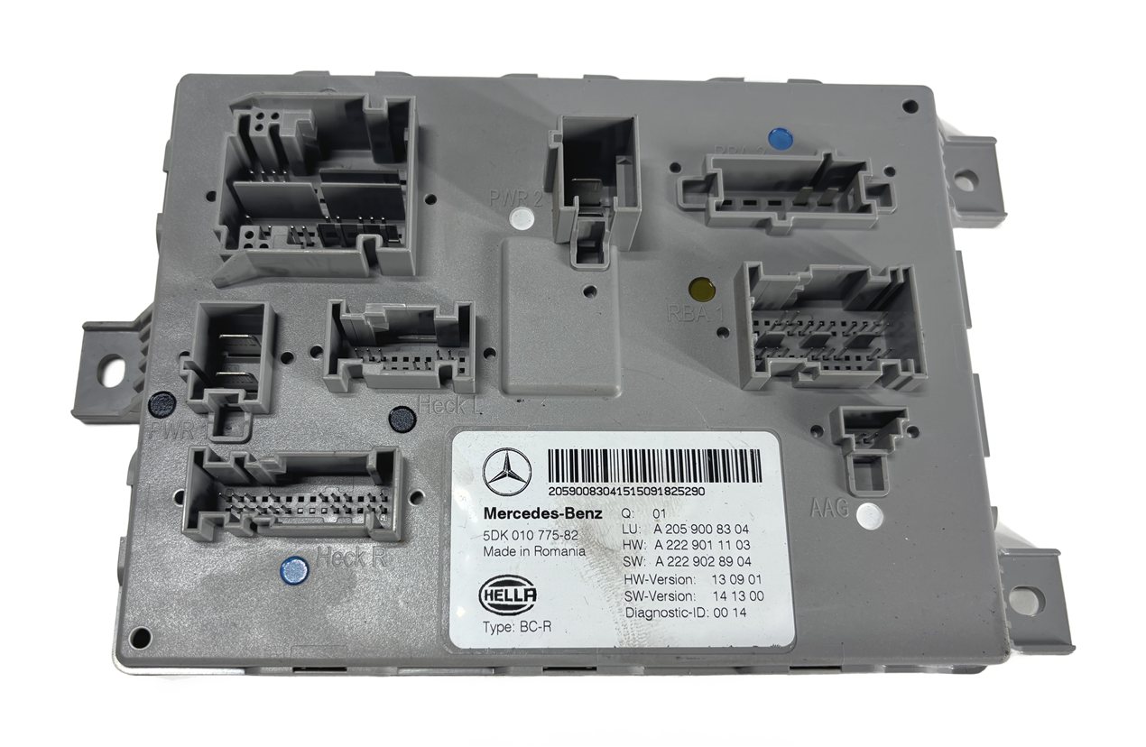 Thumbnail 2: 15-16 MERCEDES C300 C350 C400 C450 (W205) REAR SIGNAL ACQUISITON CONTROL MODULE