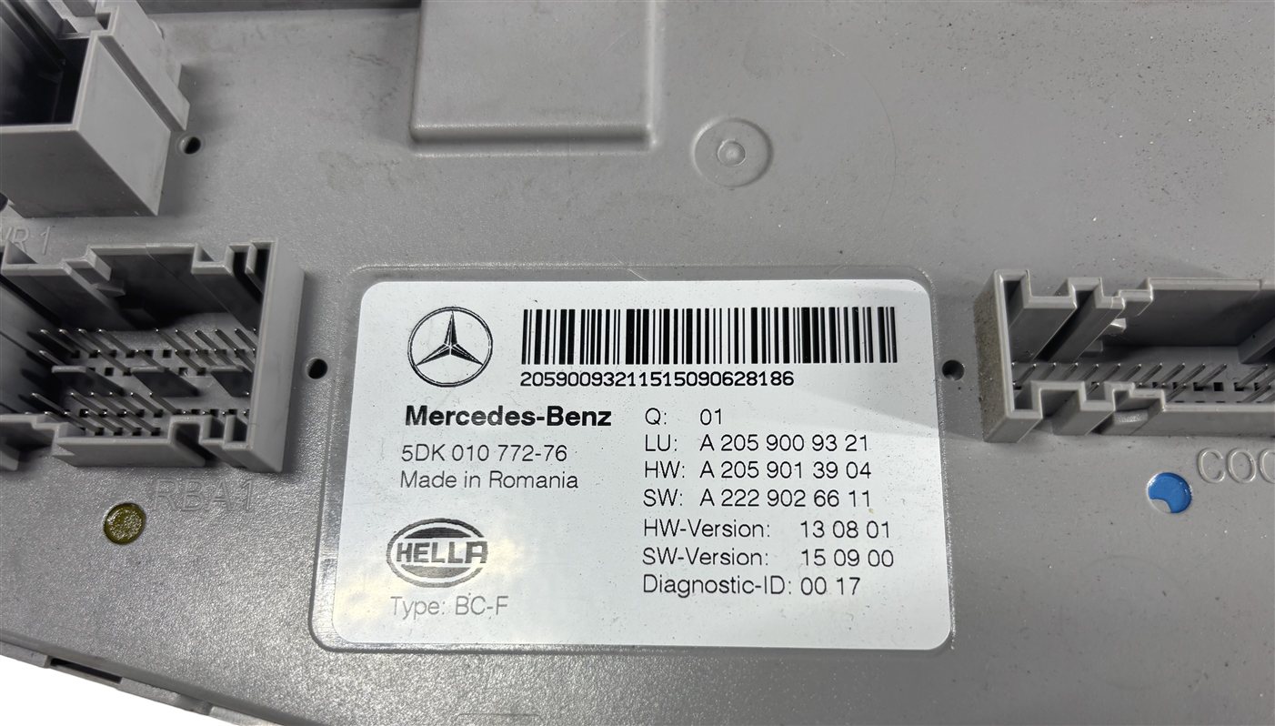 Thumbnail 7: 16 MERCEDES C300 GLC300 C63 AMG (W205 X253) FRONT SAM FUSE RELAY CONTROL MODULE