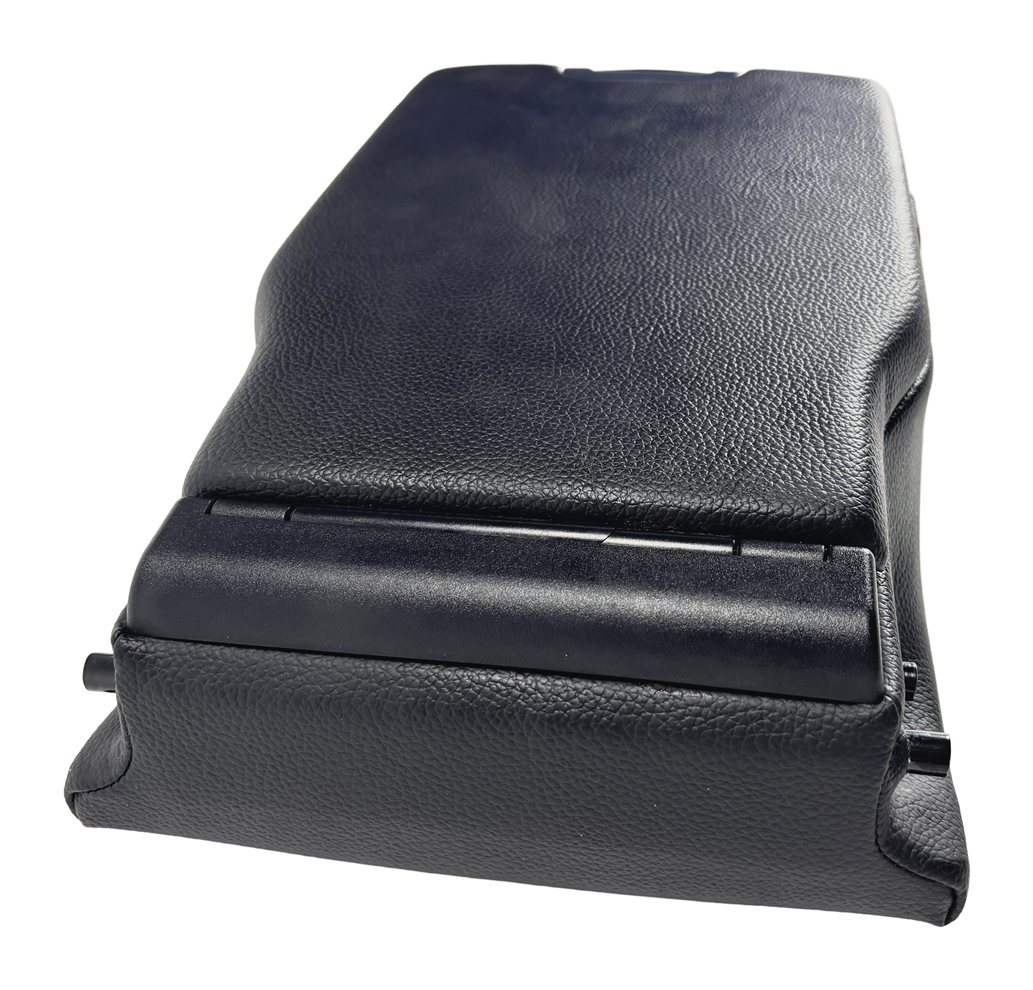 Thumbnail 6: 2016 MERCEDES C300 (W205) REAR SEAT CENTER ARMREST CUP HOLDER (Black)