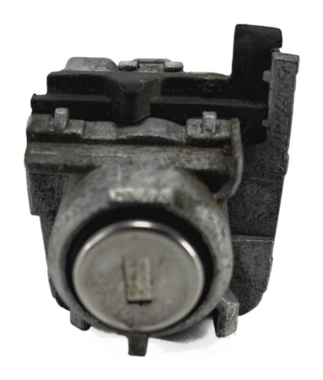 Thumbnail 7: 2016 MERCEDES C300 (W205) FRONT LEFT DRIVER DOOR LOCK CYLINDER w/KEY