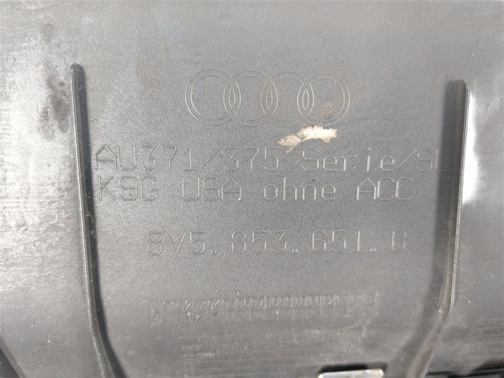 Thumbnail 5: 2015-2016 AUDI A3 (8V) FRONT CENTER MAIN GRILLE TRIM AIR VENT w/o ADAPTIVE