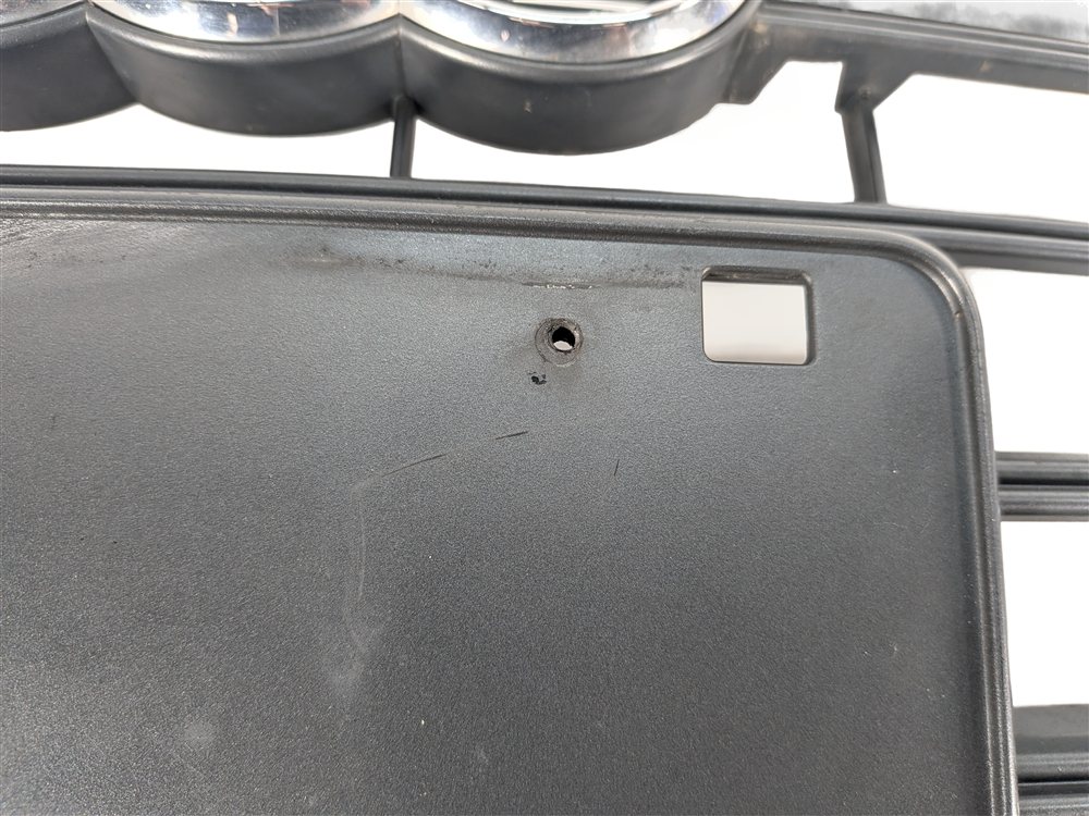 Thumbnail 7: 2015-2016 AUDI A3 (8V) FRONT CENTER MAIN GRILLE TRIM AIR VENT w/o ADAPTIVE