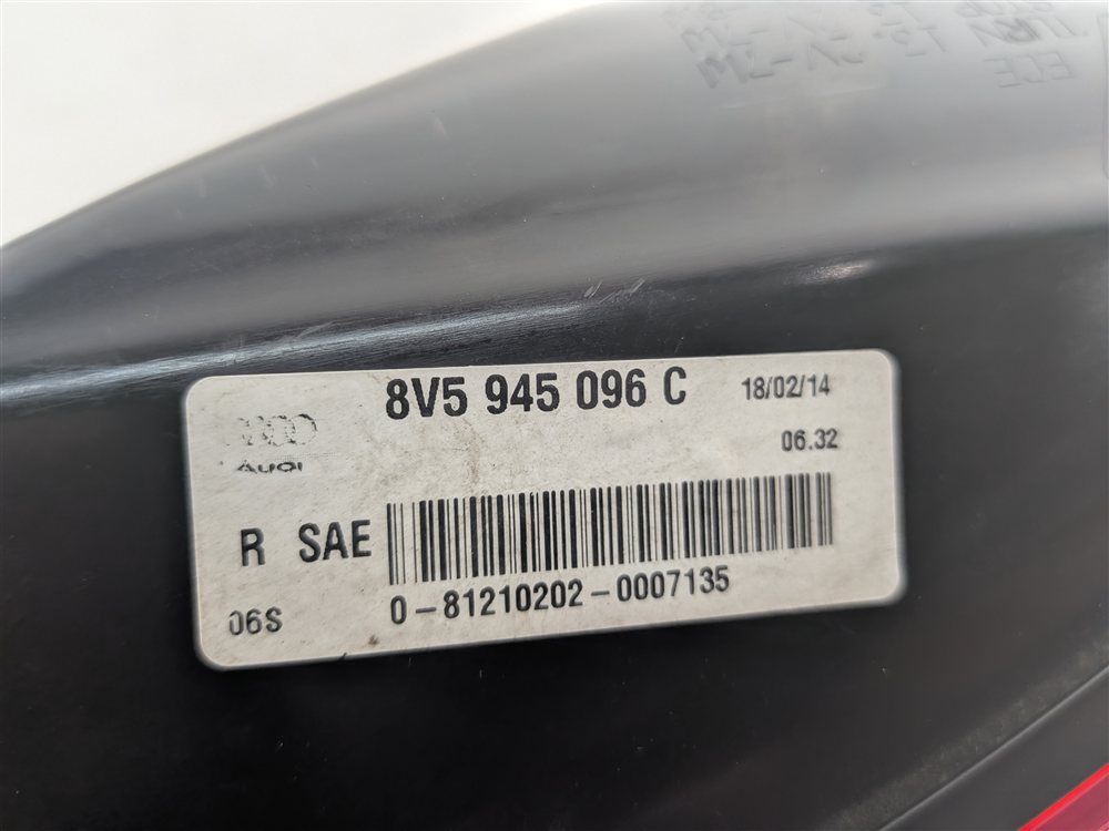 Thumbnail 5: 15-16 AUDI A3 S3 8V SEDAN CONVERTIBLE RIGHT OUTER LED TAILLIGHT BRAKE LIGHT LAMP