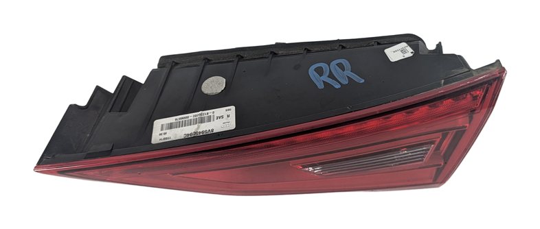 2015-2016 AUDI A3 S3 (8V) SEDAN CONVERTIBLE RIGHT INNER LED TAILLIGHT LIGHT LAMP