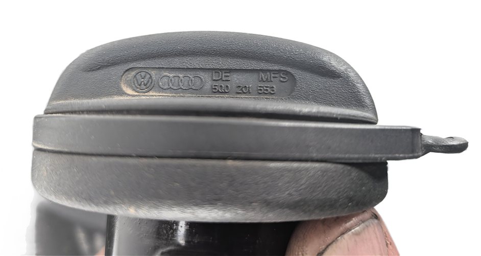 Thumbnail 7: 15-18 AUDI A3 S3 8V FUEL TANK FILLER GAS TANK DOOR FLAP COVER w/HOUSING (Black)