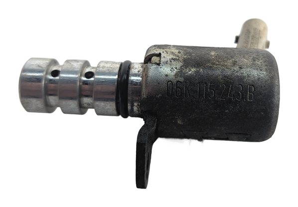Thumbnail 3: 2015 AUDI A3 8V 2.0L CNTC ENGINE OIL PRESSURE CONTROL SOLENOID VALVE 06K115243B