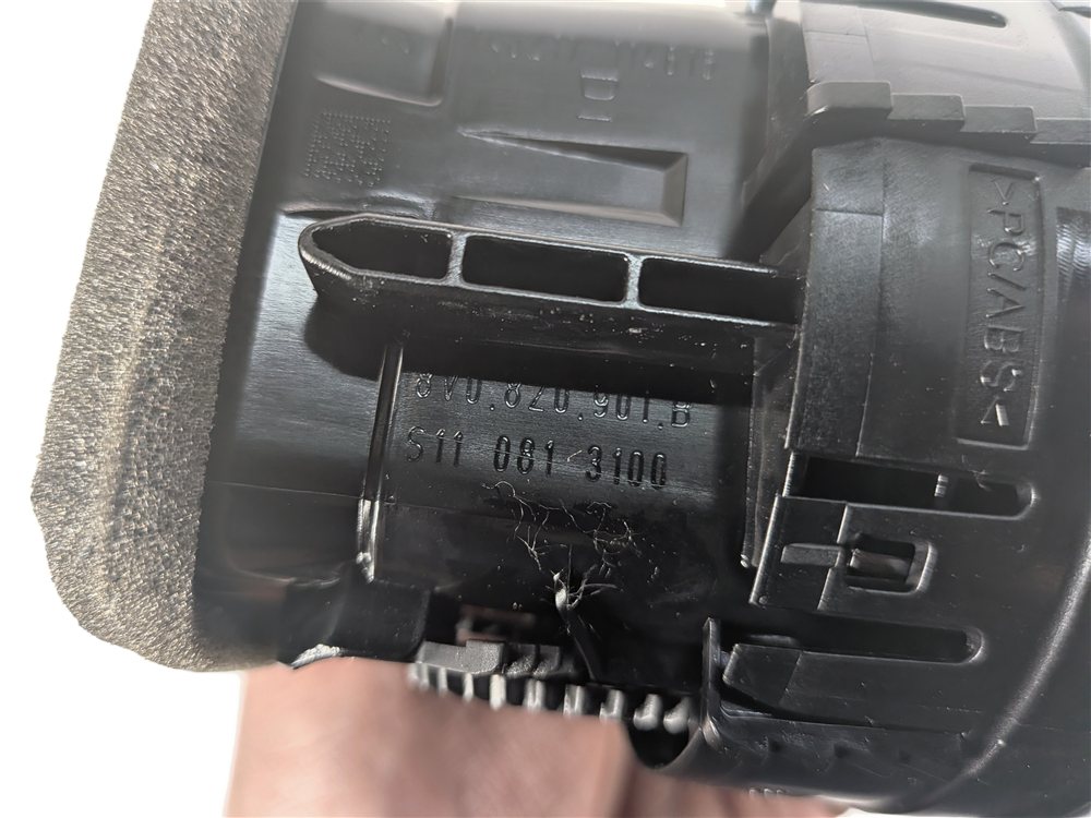 Thumbnail 4: 2015 AUDI A3 (8V) DASHBOARD HEAT AIR AC HVAC VENT GRILLE TRIM BEZEL (Black)