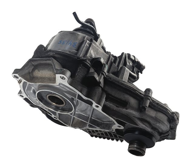 Thumbnail 2: 2012-2018 BMW X3 X4 X5 X6 (F15 F16 F25 F26) AWD Xi FRONT TRANSFER CASE w/ MOTOR