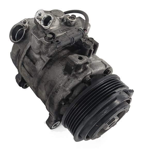 2013-2018 BMW X3 X4 (F25 F26) 28dX / 28iX - 2.0L ENGINE A/C COMPRESSOR PUMP