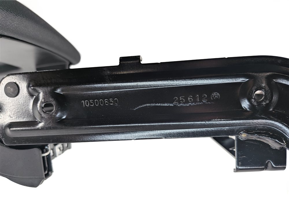 Thumbnail 5: 11-18 BMW X3 X4 F25 F26 FRONT CENTER CONSOLE ARMREST LID (Black)