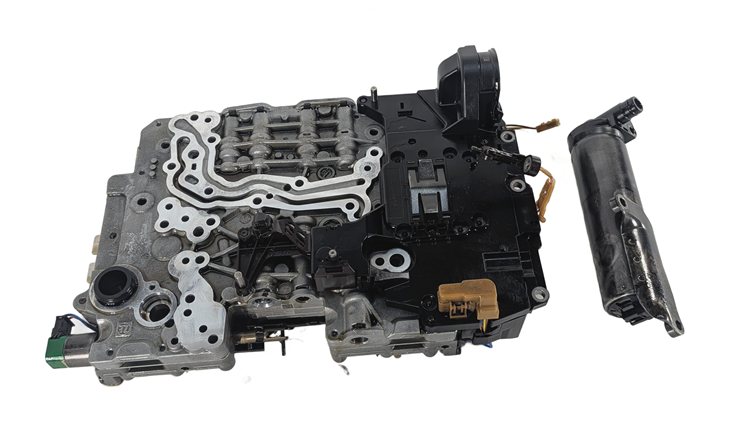 Thumbnail 2: 2013-2014 BMW 328Xi X3 (F25 F30) 2.0L 8HP-45 AUTOMATIC TRANSMISSION VALVE BODY