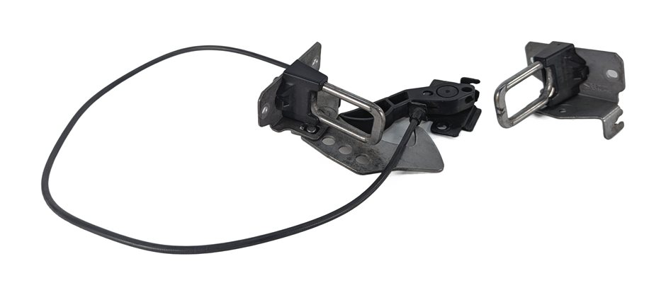 Thumbnail 2: 2013 BMW X3 (F25) FRONT HOOD LID LOCK LATCH LEFT/RIGHT RELEASE CABLE SET/2