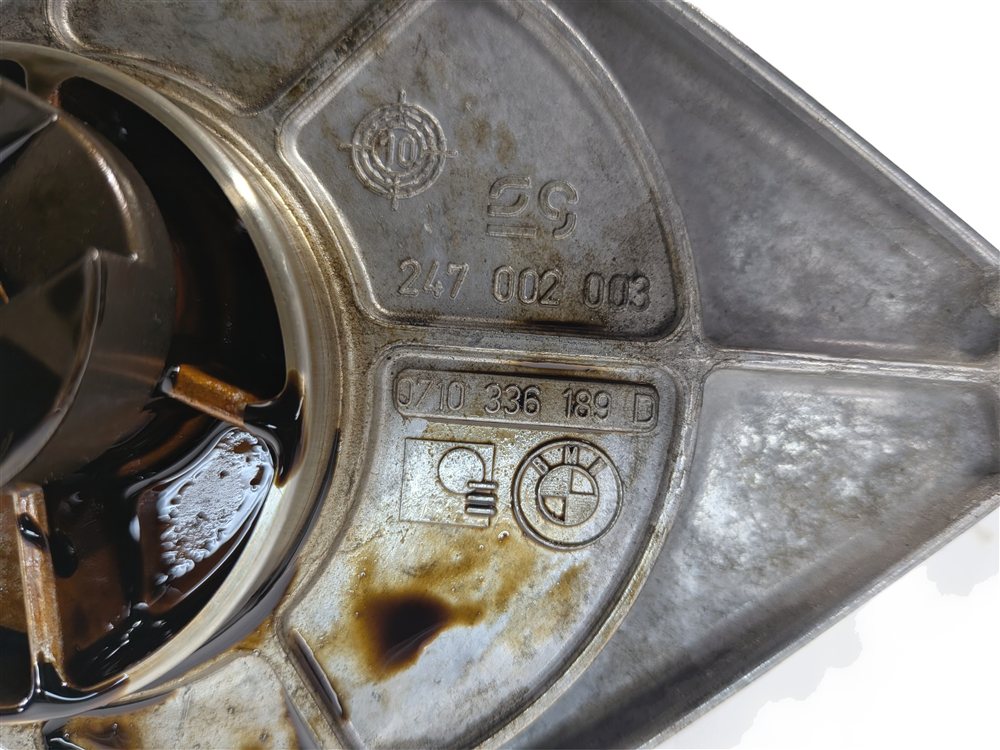 Thumbnail 5: 12-14 BMW 328i 528i X1 X3 Z4 (F30 F10 E84 F25 E89) 2.0L TURBO BRAKE VACUUM PUMP