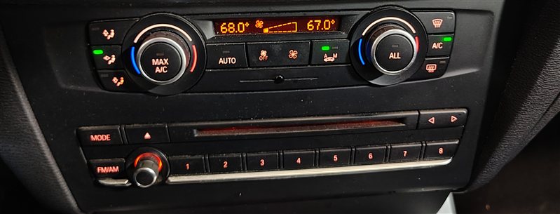 Thumbnail 2: 2011-2014 BMW X3 F25 HEATER AC CLIMATE RADIO CONTROL PANEL w/o HEATED SEATS