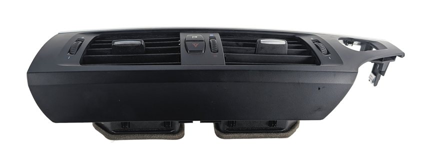 Thumbnail 3: 2013 BMW X3 (F25) FRONT CENTER DASH HEAT AIR AC HVAC VENT (Black)