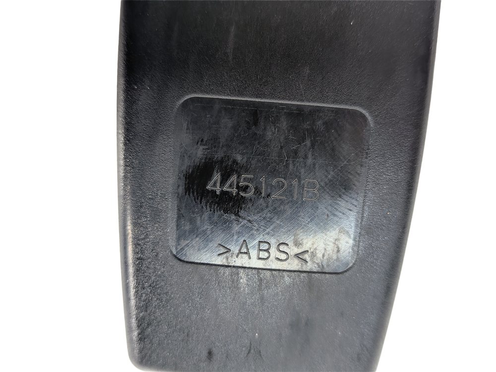Thumbnail 7: 2013 BMW X3 F25 REAR LEFT/CENTER/RIGHT SEATBELT BUCKLE SET/3 (Black)
