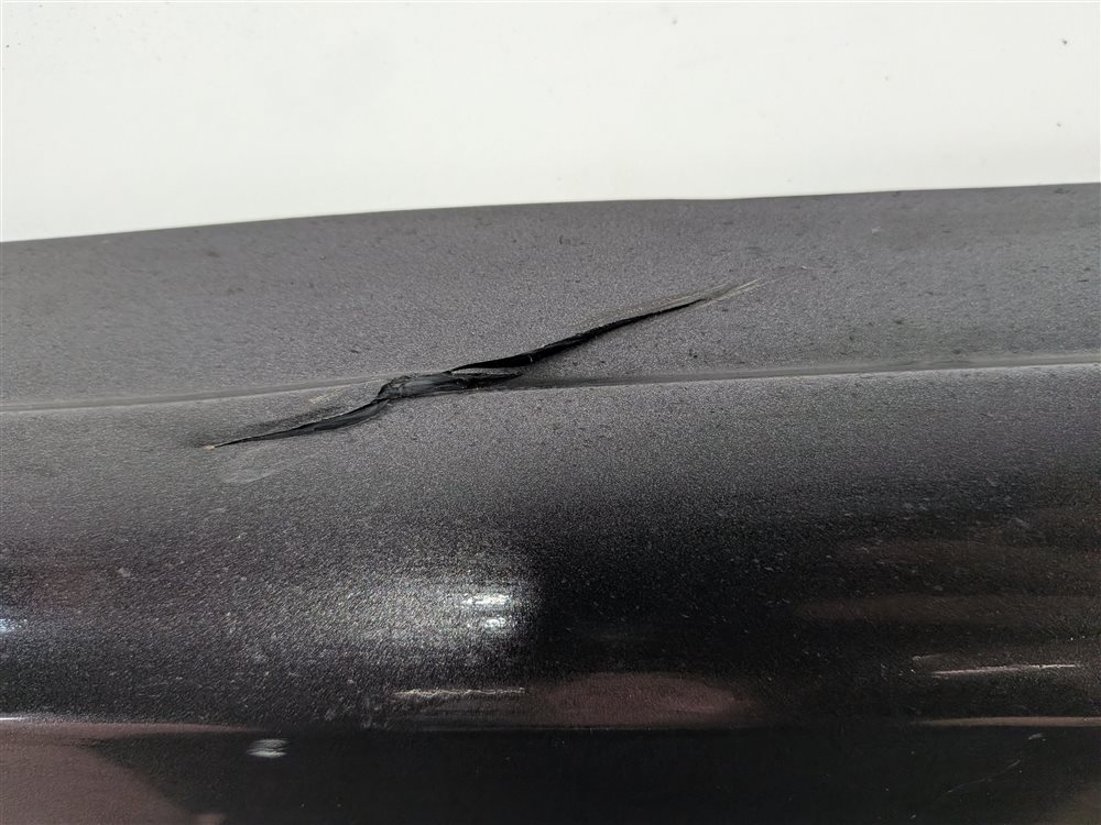 Thumbnail 3: 08-15 AUDI Q7 (4L) FRONT RIGHT PASSENGER LOWER DOOR TRIM MOULDING S LINE (Gray)
