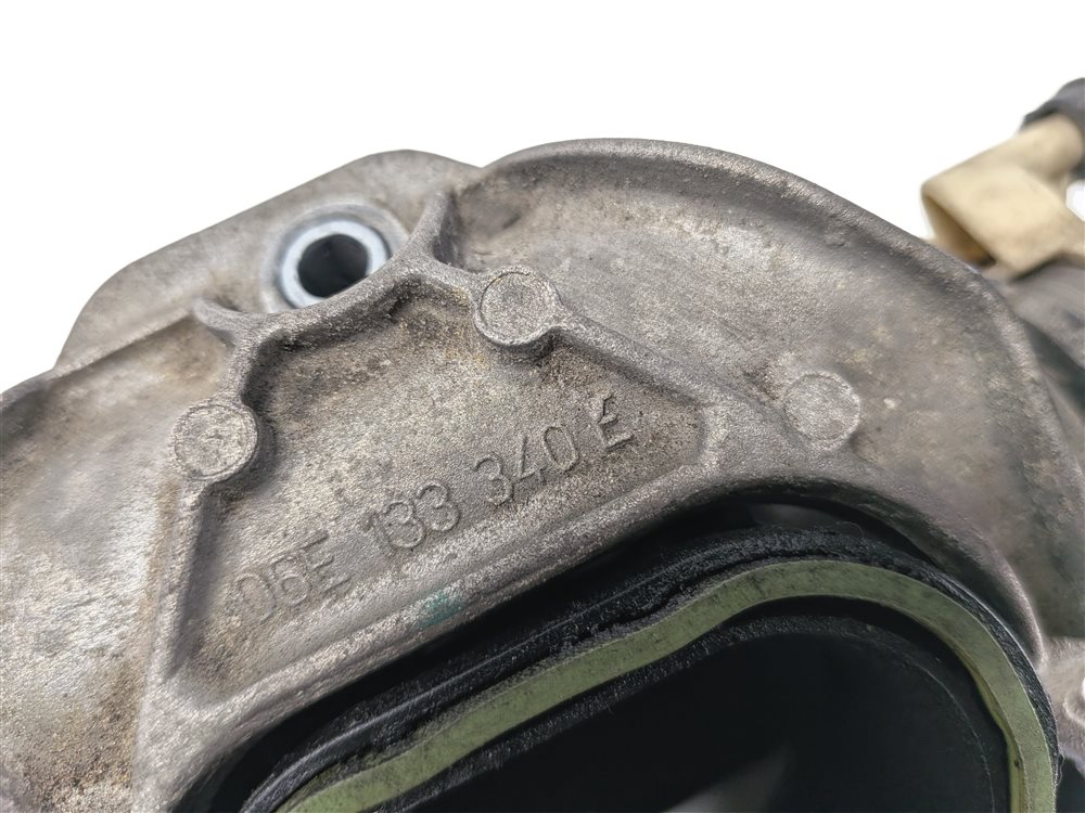 Thumbnail 7: 12-17 AUDI A6 A7 Q5 S5 SQ5 (C7 4G8 B8 8T 8R) RIGHT INTAKE MANIFOLD DIFFUSER RAIL