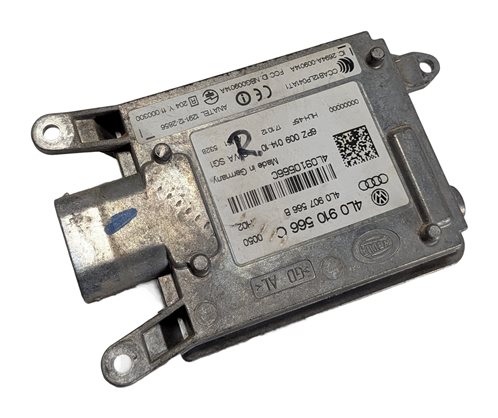 Thumbnail 5: 2013-2020 AUDI Q7 (4L 4M) REAR RIGHT LANE DEPARTURE BLIND SPOT MODULE (MASTER)