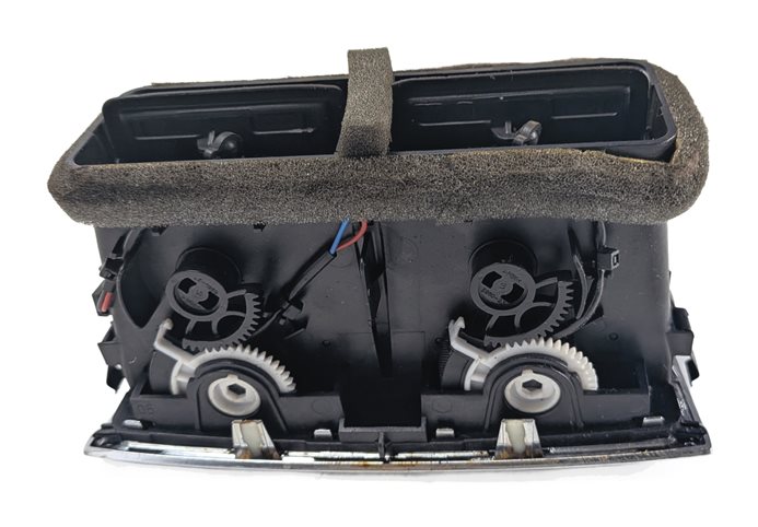 Thumbnail 5: 2013 AUDI Q7 (4L) REAR CENTER CONSOLE HEAT AIR AC HVAC DUAL VENT GRILLE (Black)