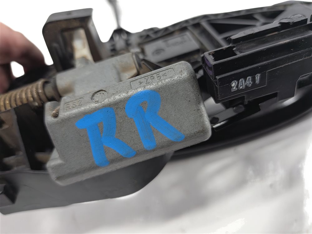 Thumbnail 5: 2007-2015 AUDI Q7 (4L) REAR RIGHT KEYLESS EXTERIOR DOOR HANDLE (Gray)