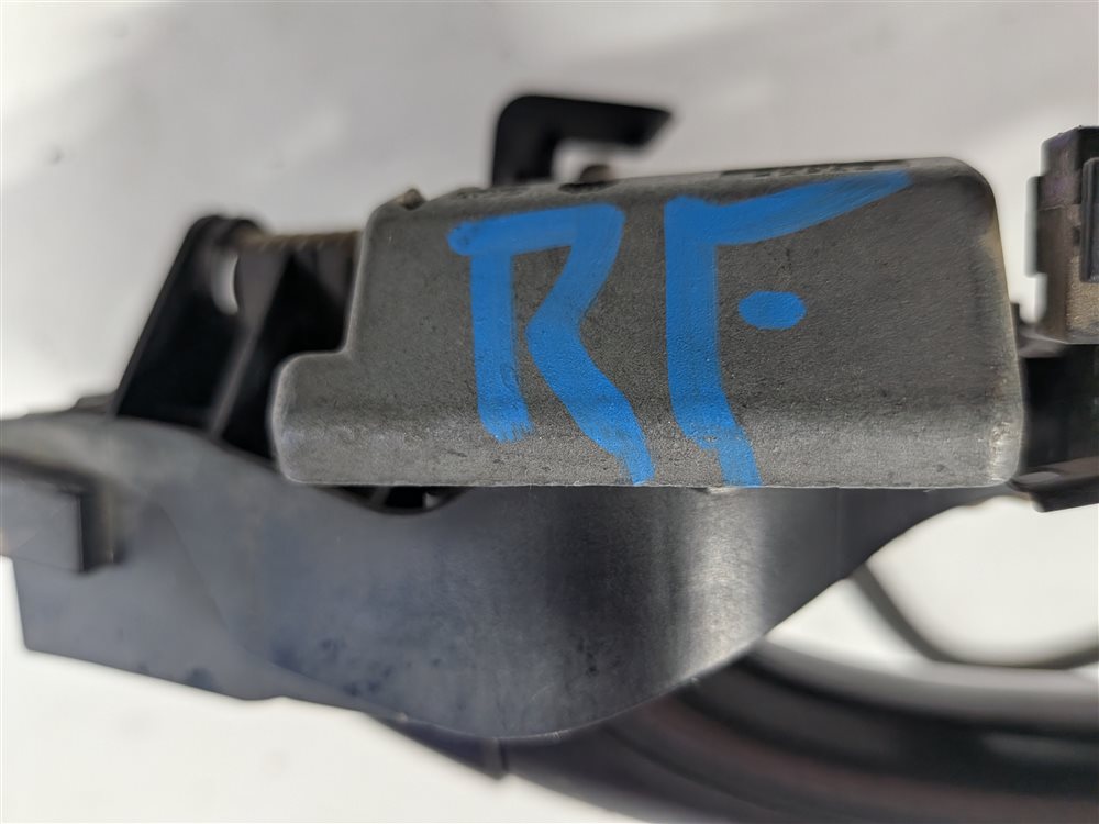Thumbnail 6: 07-15 AUDI Q7 (4L) RIGHT FRONT PASSENGER KEYLESS EXTERIOR DOOR HANDLE (Gray)