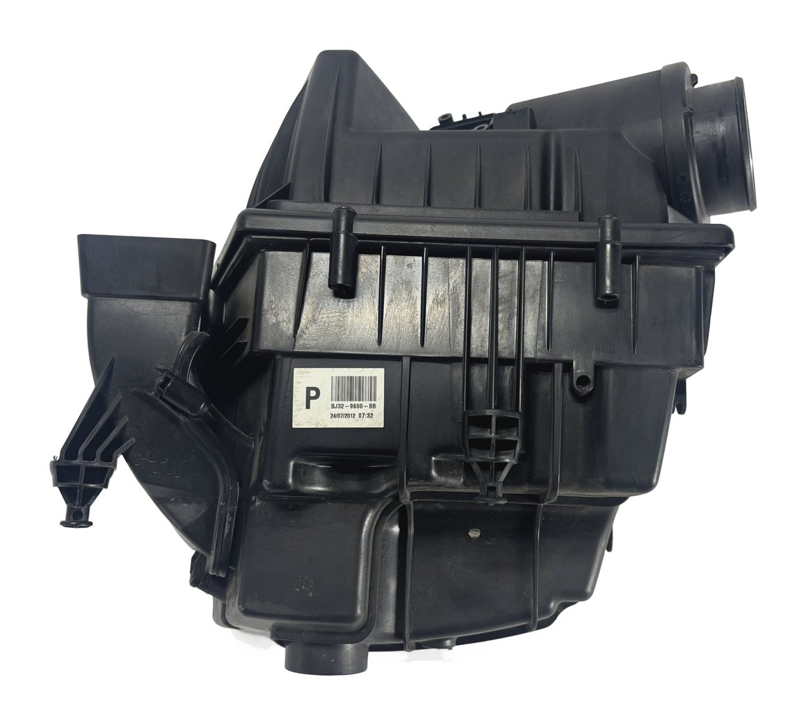 Thumbnail 2: 2012-2013 RANGE ROVER EVOQUE (L538) AIR FILTER BOX AIR CLEANER HOUSING
