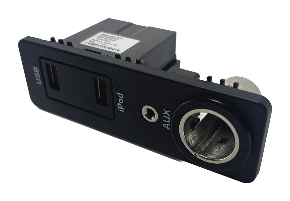 2012 RANGE ROVER EVOQUE L538 USB IPOD AUX INPUT JACK 12V POWER SOCKET PANEL
