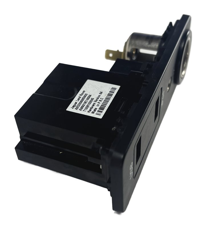 Thumbnail 4: 2012 RANGE ROVER EVOQUE L538 USB IPOD AUX INPUT JACK 12V POWER SOCKET PANEL