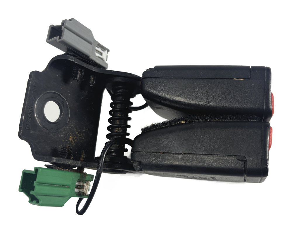 Thumbnail 3: 2012 RANGE ROVER EVOQUE L538 REAR RIGHT SEATBELT BUCKLE RECEIVER (Black)
