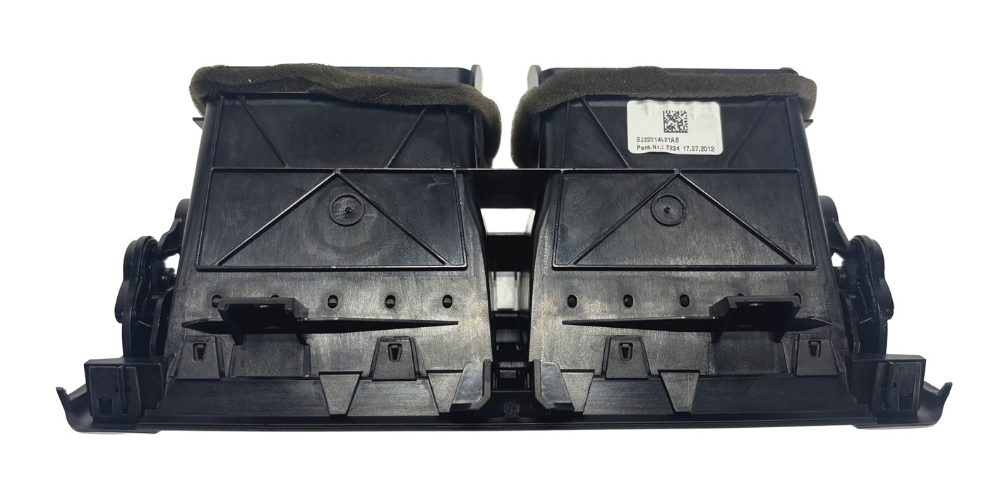 Thumbnail 7: 2012 RANGE ROVER EVOQUE L538 FRONT CENTER DASH HEAT AIR AC VENT (Black)