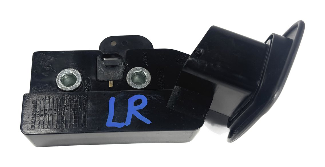 Thumbnail 2: 2012 RANGE ROVER EVOQUE L538 REAR LEFT SEAT BACK RELEASE LOCK LATCH HANDLE