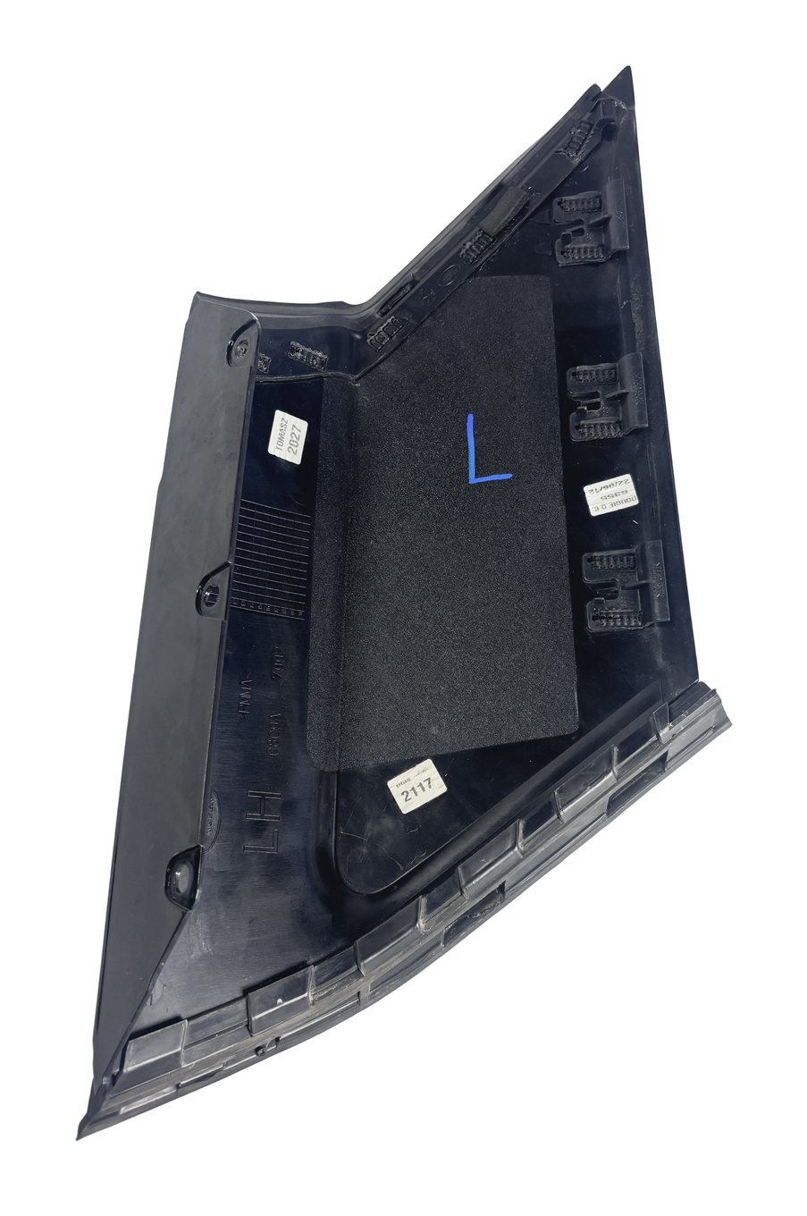 Thumbnail 7: 12 RANGE ROVER EVOQUE L538 REAR LEFT D-PILLAR QUARTER TRIM (Black)