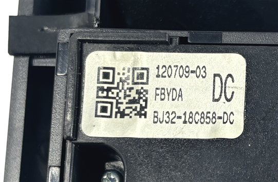 Thumbnail 9: 12-15 RANGE ROVER EVOQUE (L538) RADIO STEREO NAVIGATION SWITCH PANEL SCREEN TRIM