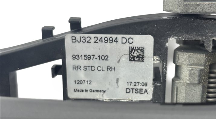 Thumbnail 9: 12-19 RANGE ROVER SPORT EVOQUE (L405 L494 L538) REAR RIGHT DOOR HANDLE (Black)