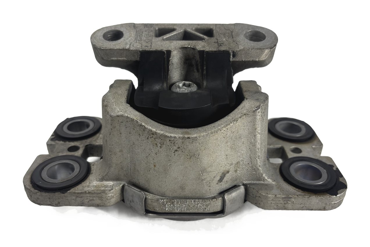 Thumbnail 3: 2012 RANGE ROVER EVOQUE L538 2.0L AUTOMATIC TRANSMISSION MOUNT SUPPORT